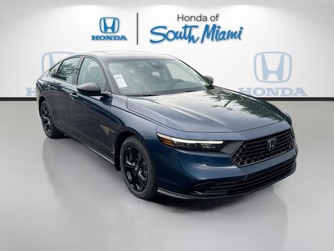 New 2025 Honda Accord SE image 1