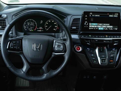 Certified 2025 Honda Odyssey Elite image 20