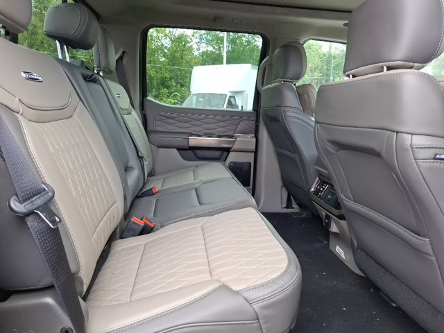 New 2026 Ford F250 Platinum w/ Platinum Plus Package AWD/4WD image 33