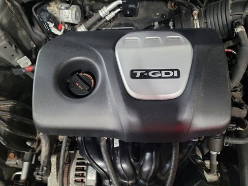 Used 2019 Kia Optima EX image 30