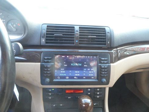 Used 2004 BMW 325Ci Coupe image 7