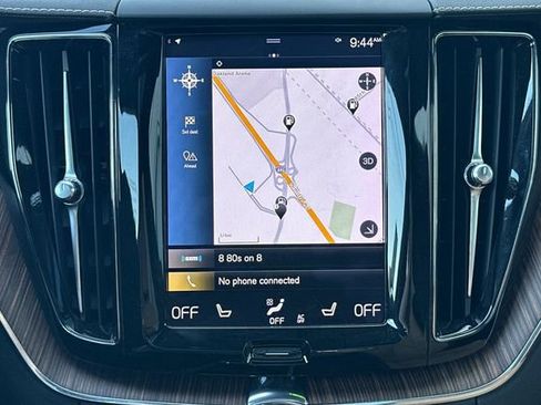 Used 2021 Volvo XC60 T5 Inscription w/ Advanced Package image 22