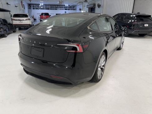 Used 2025 Tesla Model 3 Long Range RWD image 5