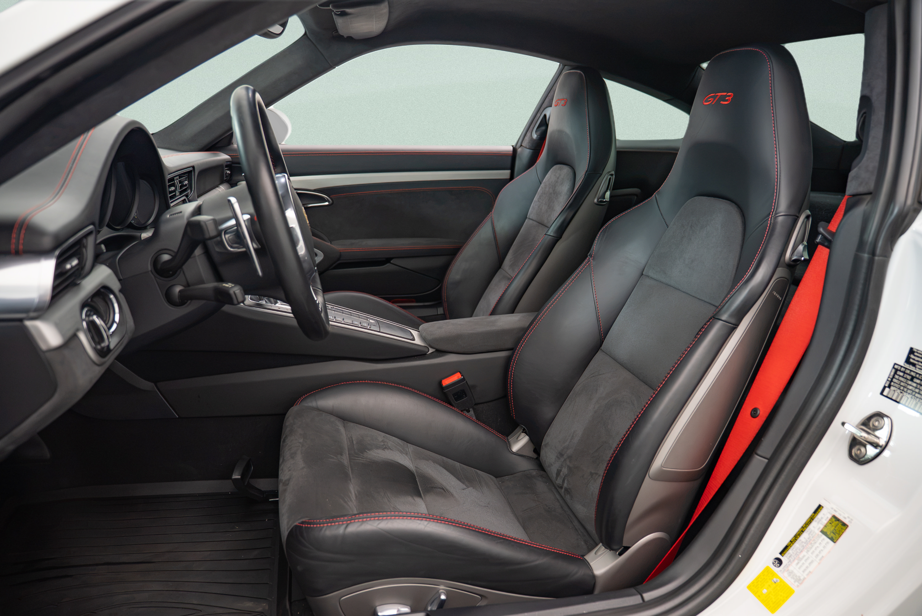 Used 2014 Porsche 911 GT3 RWD image 9