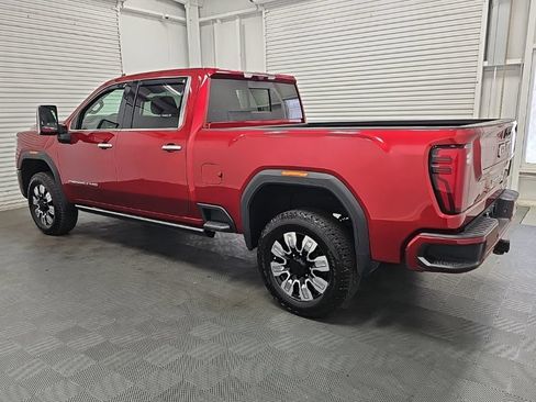 Used 2024 GMC Sierra 2500 Denali w/ Denali Reserve Package AWD/4WD image 6