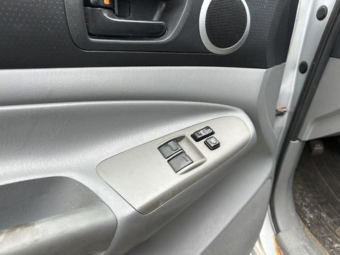 Used 2007 Toyota Tacoma 4x4 Access Cab V6 image 14