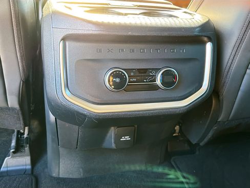 Used 2025 Ford Expedition Max Active image 21