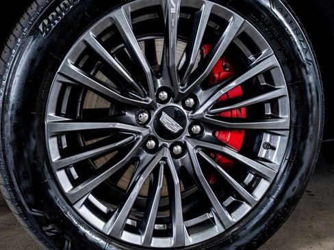 Used 2023 Cadillac Escalade V w/ LPO, ONYX Package image 10