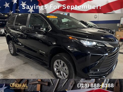 Used 2026 Toyota Sienna LE FWD image 1