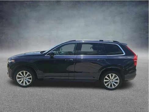 Used 2017 Volvo XC90 T6 Momentum w/ Vision Package AWD/4WD image 4