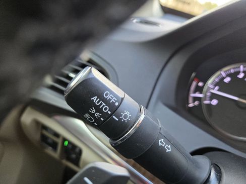 Used 2019 Acura MDX FWD image 38