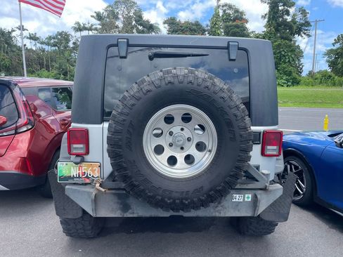 Used 2012 Jeep Wrangler Sport AWD/4WD image 8