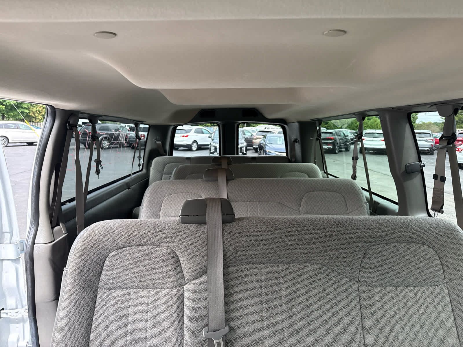 Used 2019 Chevrolet Express 3500 LS RWD image 14