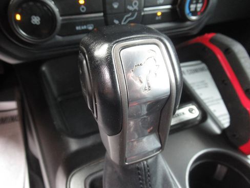 Used 2021 Ford Bronco Big Bend w/ Sasquatch Package AWD/4WD image 34
