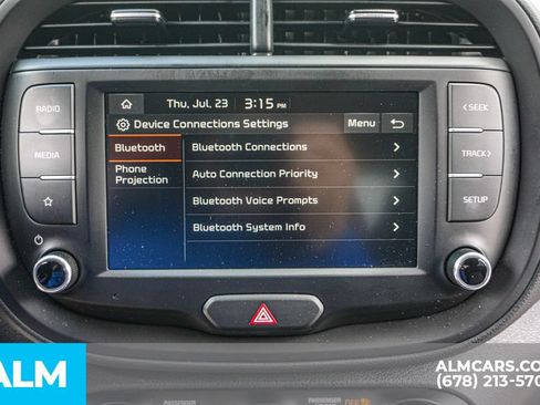 Used 2025 Kia Soul LX w/ LX Technology Package FWD image 36