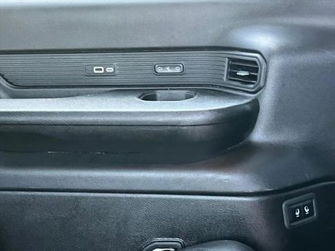 Certified 2024 Jeep Wagoneer L Series III w/ Flexible Seating Group AWD/4WD image 26