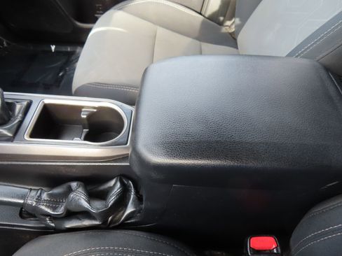 Used 2021 Toyota Tacoma TRD Sport image 29