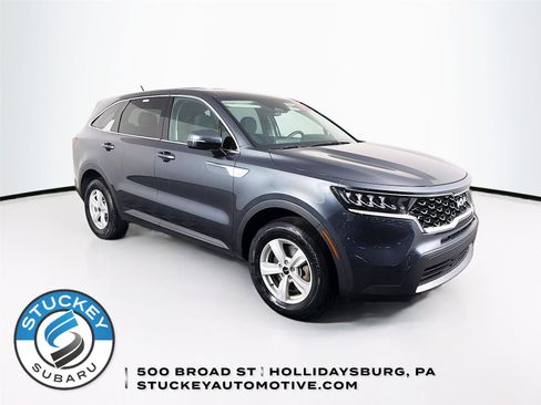 Used 2022 Kia Sorento LX AWD/4WD image 1