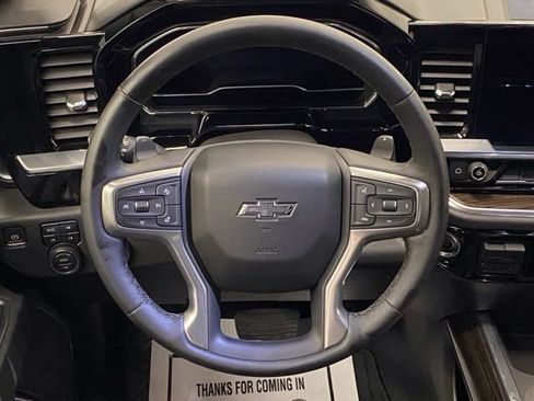 Used 2025 Chevrolet Silverado 1500 LT Trail Boss w/ LPO, Dark Essentials Package AWD/4WD image 26