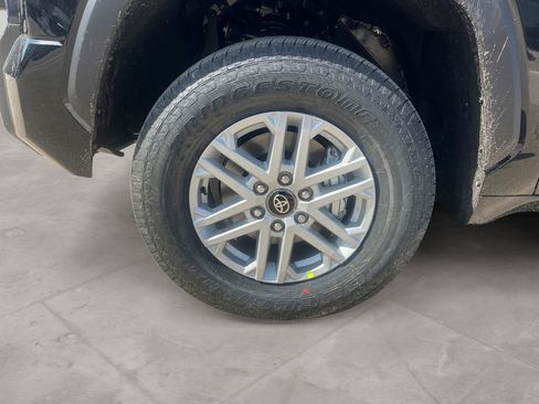 New 2026 Toyota Tundra SR5 AWD/4WD image 11