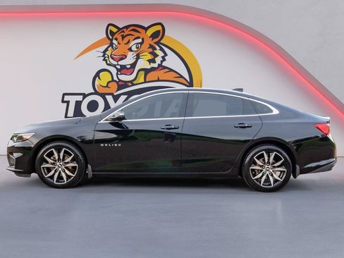 Used 2018 Chevrolet Malibu LT FWD image 8