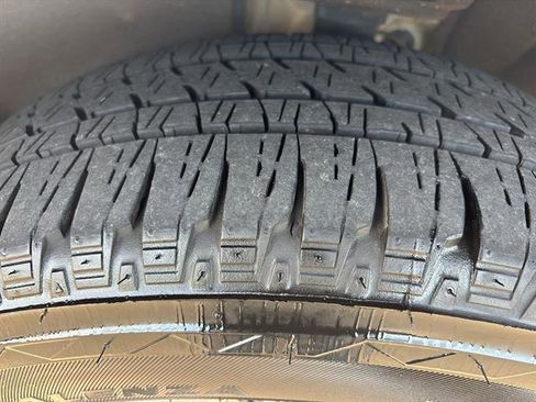 Used 2022 Buick Enclave Avenir w/ Avenir Technology Package image 10