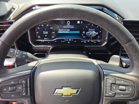 Used 2023 Chevrolet Silverado 1500 High Country w/ High Country Premium Package AWD/4WD image 22