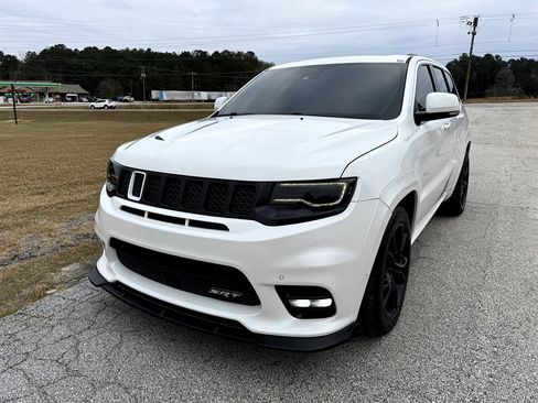 Used 2017 Jeep Grand Cherokee SRT image 1