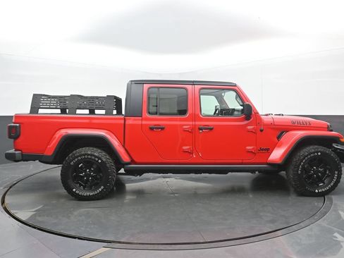 Used 2021 Jeep Gladiator Sport AWD/4WD image 6