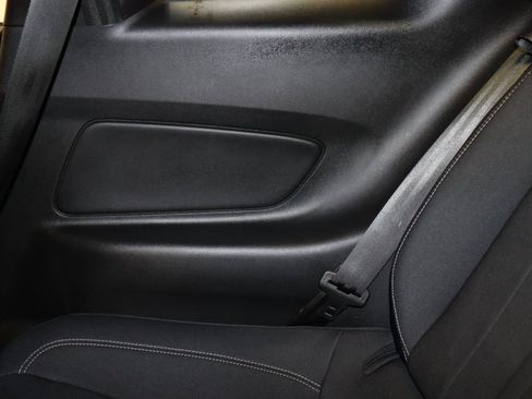 Used 2019 Ford Mustang Coupe image 27