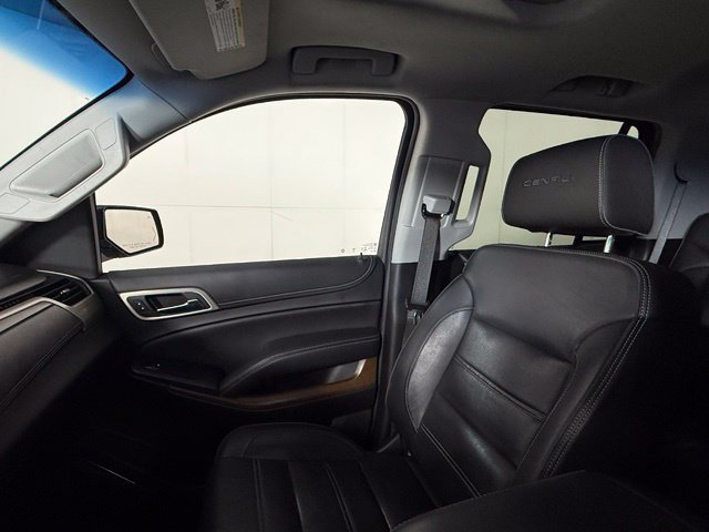 Used 2019 GMC Yukon Denali w/ Denali Ultimate Package AWD/4WD image 16