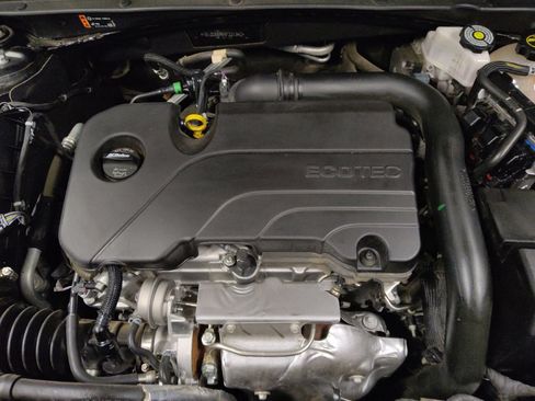 Used 2024 Chevrolet Malibu LS FWD image 30