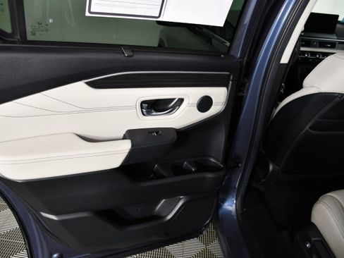 Certified 2026 Honda Pilot image 46