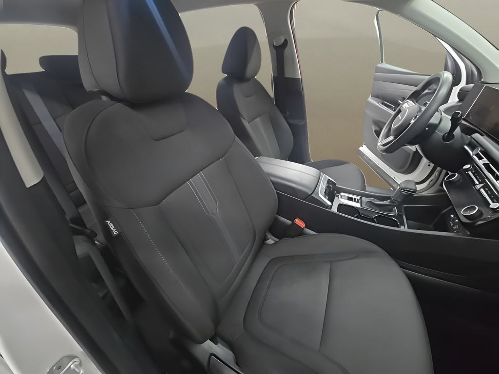 Certified 2025 Hyundai Tucson SEL AWD/4WD image 26