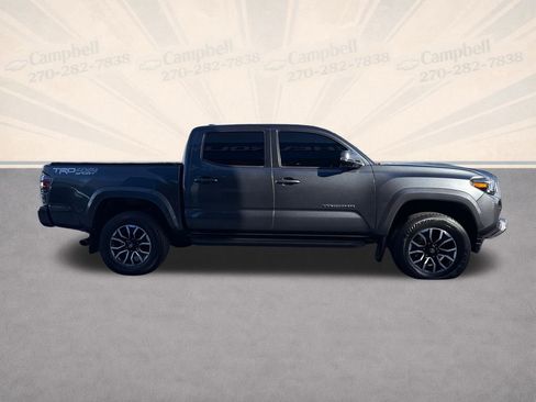 Used 2022 Toyota Tacoma TRD Sport image 7