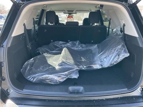 New 2026 Nissan Pathfinder SV image 30