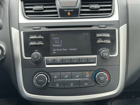 Used 2018 Nissan Altima 2.5 S w/ S Convenience Package image 17