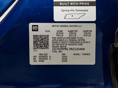 Used 2024 Cadillac Lyriq Luxury w/ LPO, Floor Liner Package AWD/4WD image 25