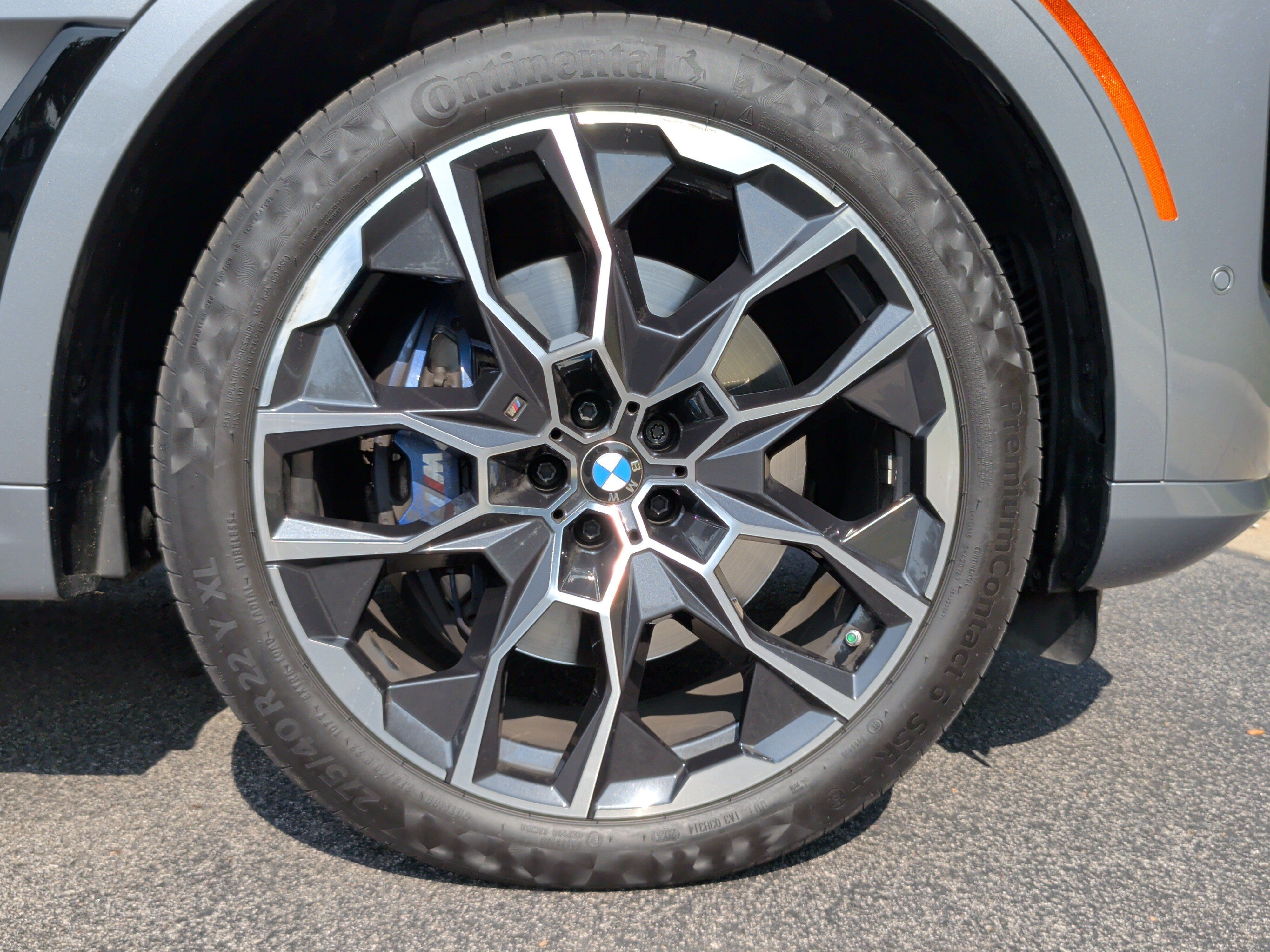 Certified 2024 BMW X7 M60i AWD/4WD image 15