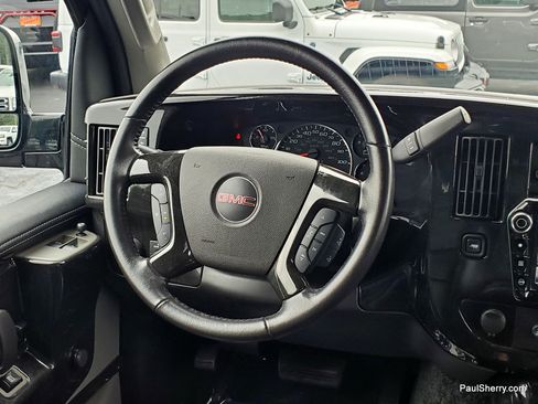 Used 2021 GMC Savana 3500 LS w/ Chrome Appearance Package RWD image 50