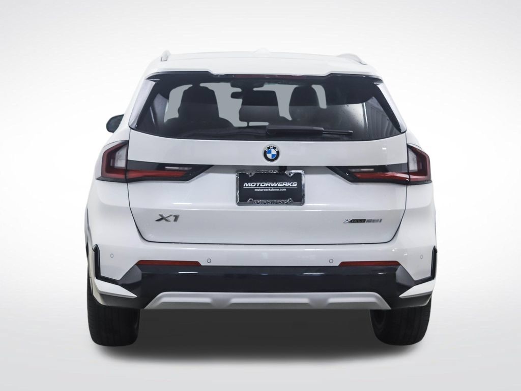 Used 2026 BMW X1 xDrive28i w/ Convenience Package AWD/4WD image 5