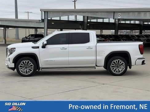 Certified 2023 GMC Sierra 1500 Denali Ultimate AWD/4WD image 9