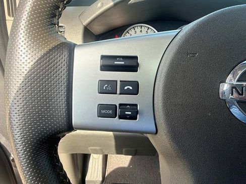 Used 2021 Nissan Frontier PRO-4X w/ Pro-4x Utility Package AWD/4WD image 29