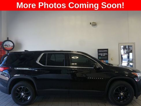 Used 2019 Chevrolet Traverse LS w/ LPO, Floor Liner Package AWD/4WD image 2