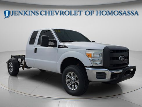 Used 2016 Ford F250 XL w/ XL Value Package AWD/4WD image 2