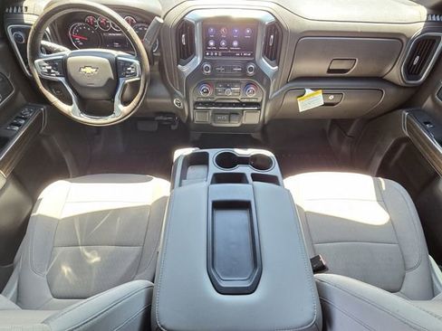 Used 2020 Chevrolet Silverado 1500 LT w/ Convenience Package image 12