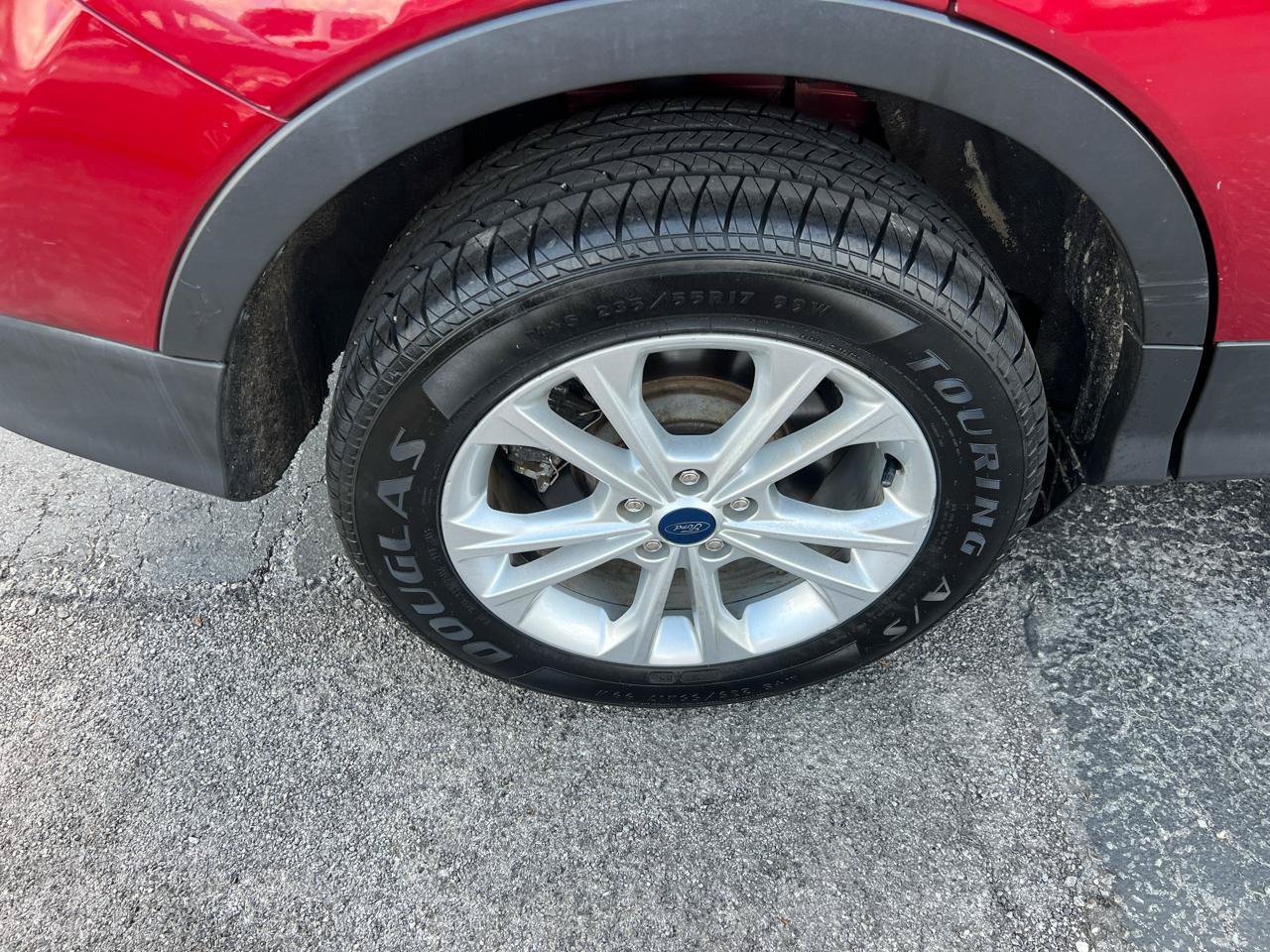 Used 2019 Ford Escape SE FWD image 23