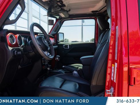 Used 2018 Jeep Wrangler Unlimited Rubicon AWD/4WD image 3