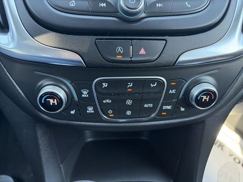 Used 2024 Chevrolet Equinox LT AWD/4WD image 24