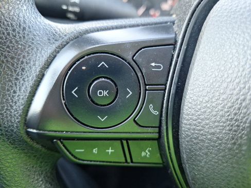 Used 2023 Toyota Corolla LE image 22